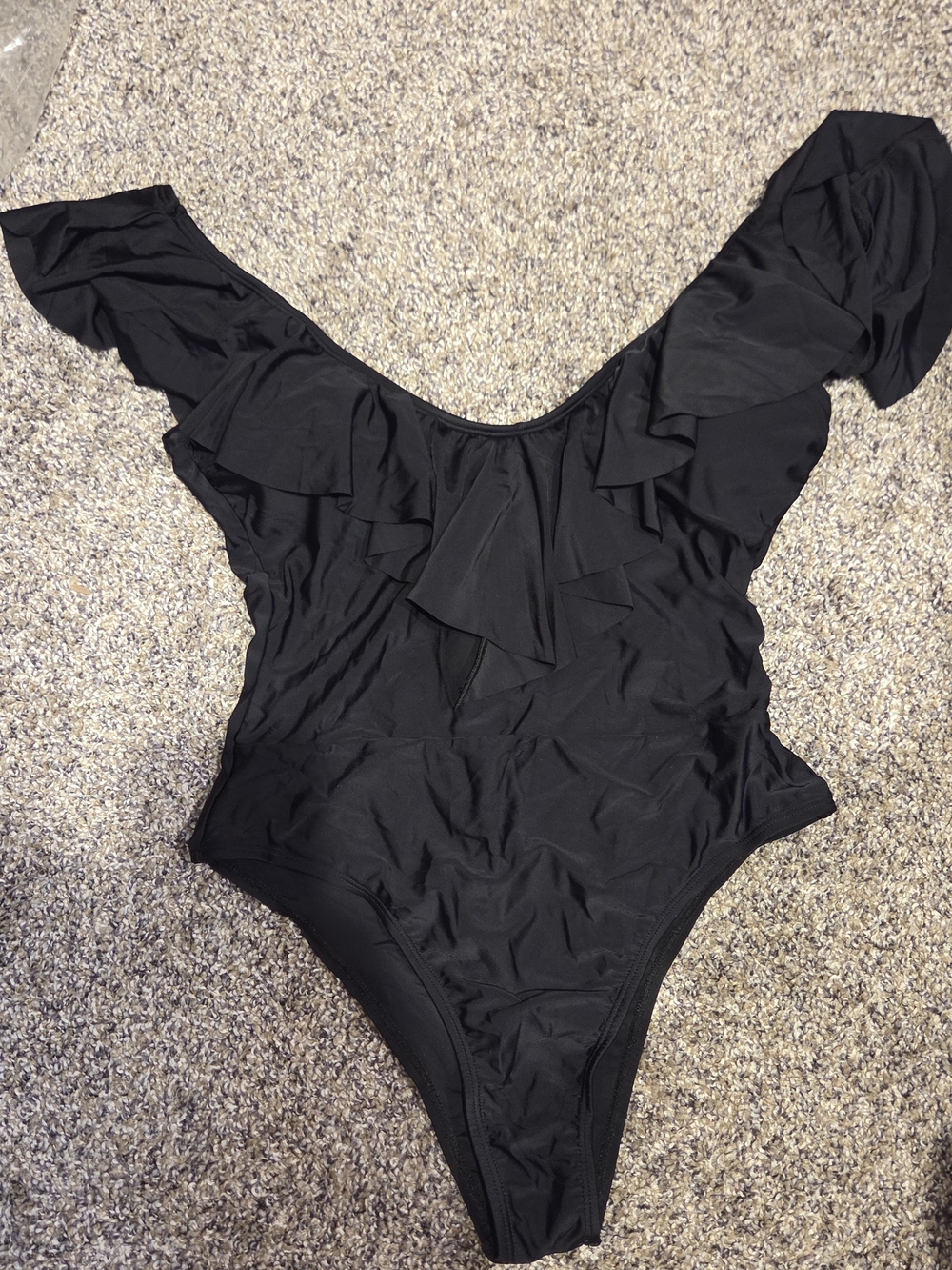 Cupshe Black Ruffle-Sleeve One-Piece Swimsuit
